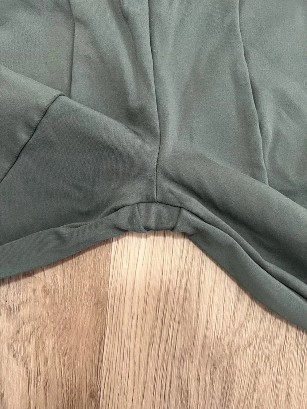 Alo Yoga Green High Waisted Flare Leggings ‼️self altered - Picture 7 of 12